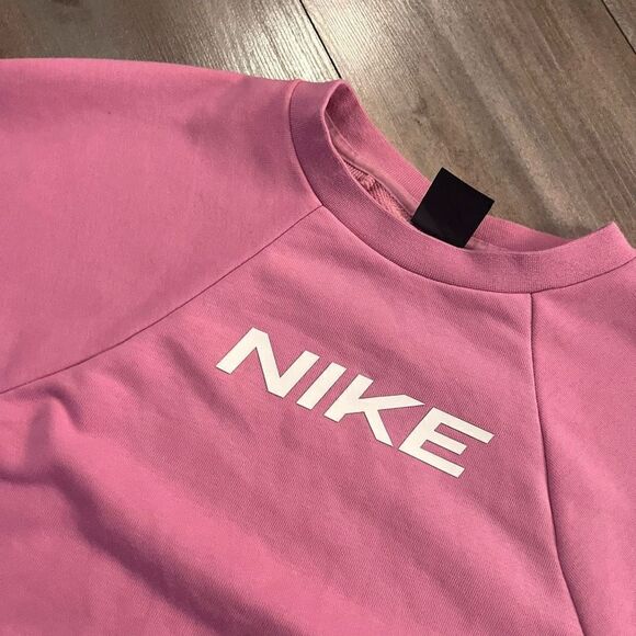 Nike Purple Athletic Longsleeve Cropped‎ Crewneck Women Small - Picture 2 of 4